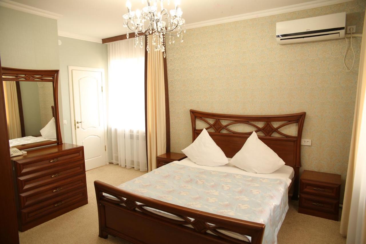 Sweet Home Hotel Atyraū Dış mekan fotoğraf