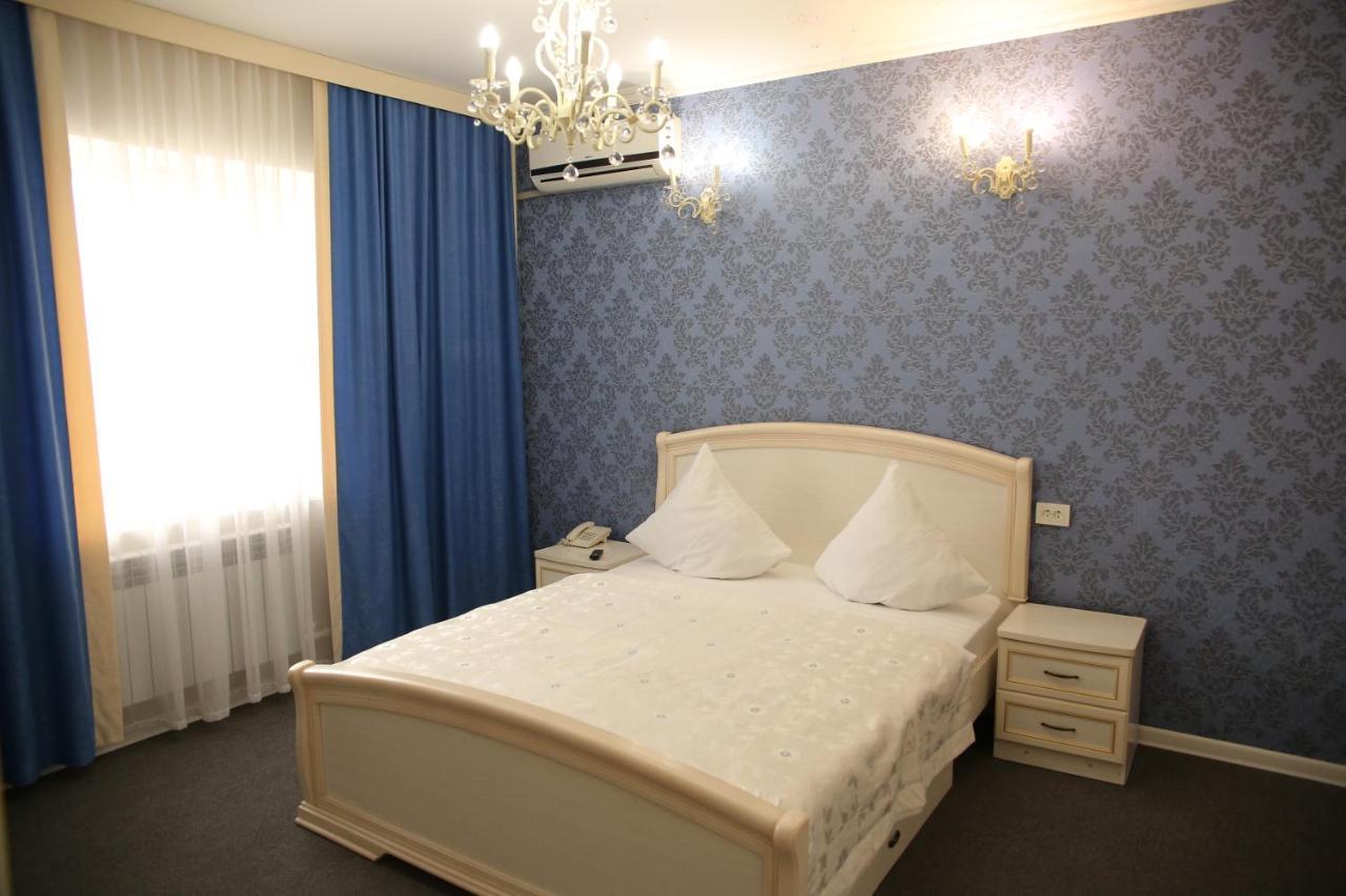 Sweet Home Hotel Atyraū Dış mekan fotoğraf
