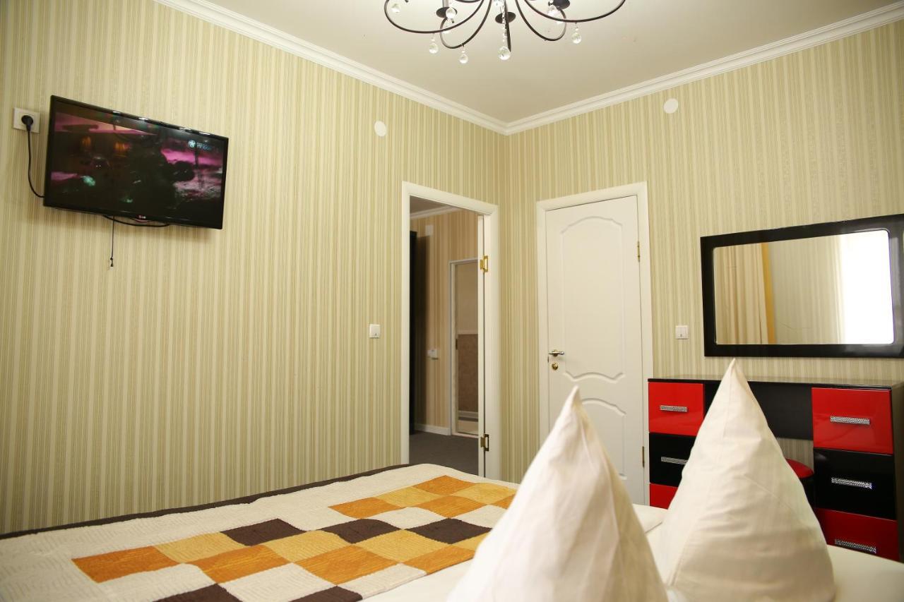 Sweet Home Hotel Atyraū Dış mekan fotoğraf