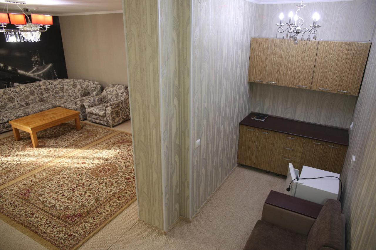 Sweet Home Hotel Atyraū Dış mekan fotoğraf